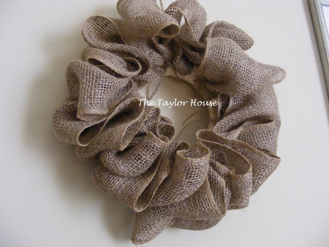  Easy Homemade Burlap Wreath