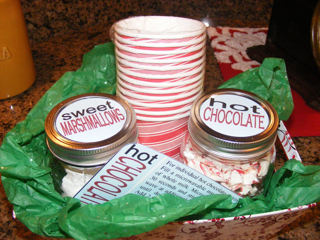  Hot Cocoa Gift Basket