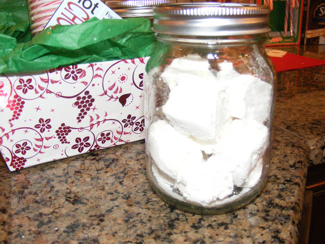  Hot Cocoa Gift Basket