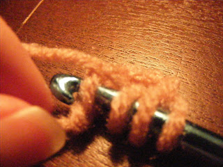  How to crochet a heart & make an easy bookmark