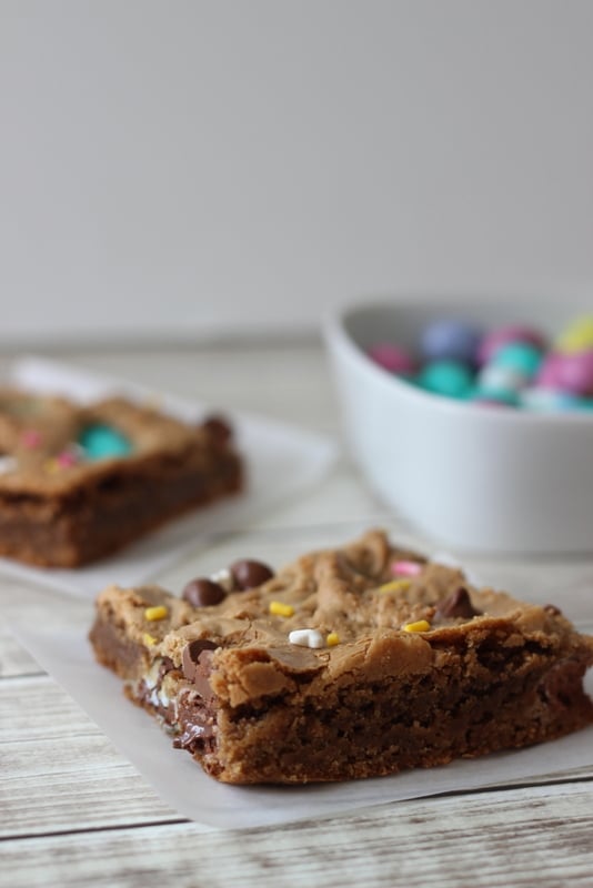 Easter Cookie Bars, Easter Desserts, Easter M&M Bars, Easter Bars, Easter Cookies