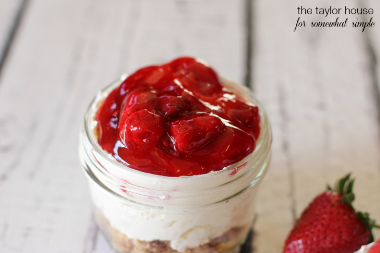 No Bake Strawberry Cheesecake