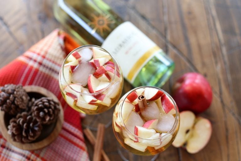 Apple Pie Sangria