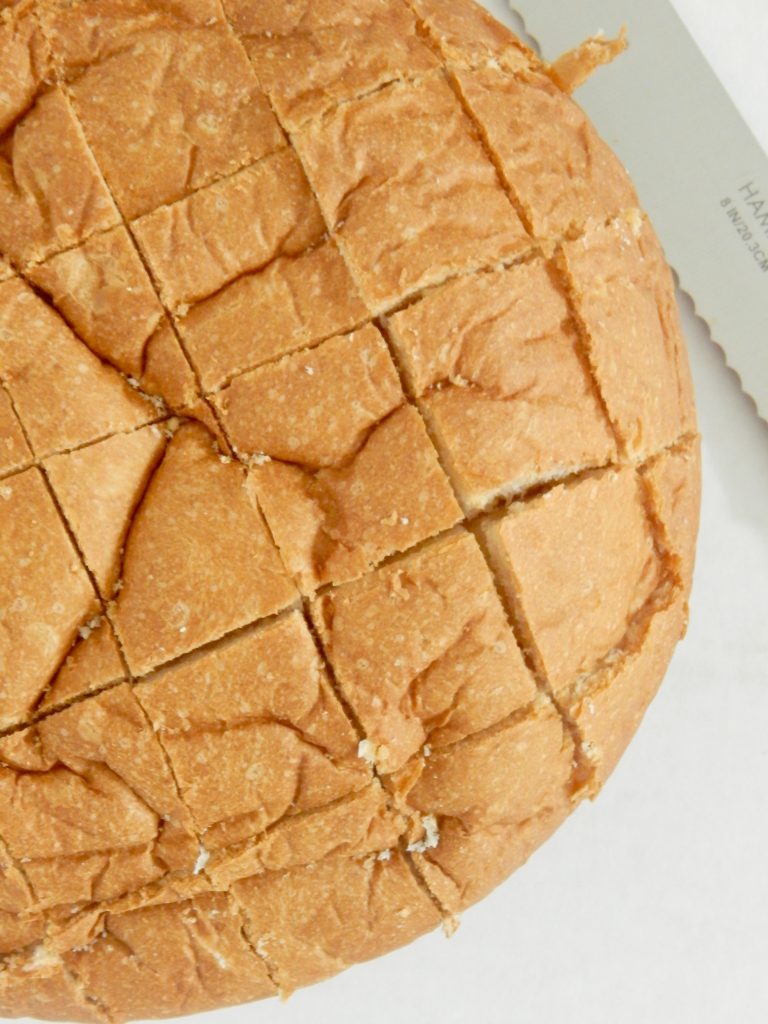 Buffalo Chicken Pull-a-Part Garlic Bread